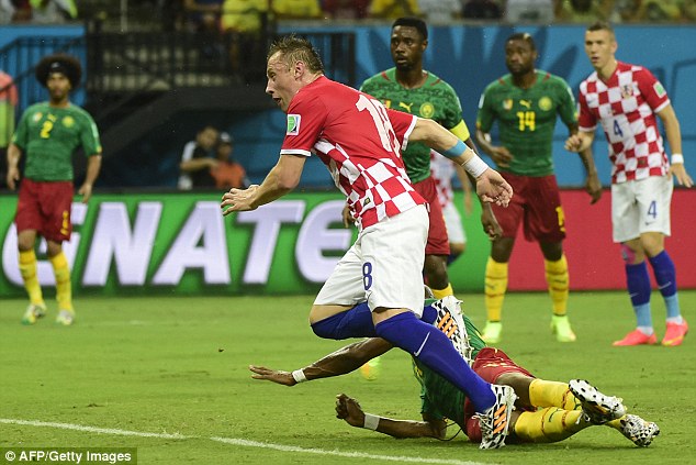 Olic - Bundling it home. Cameroon 0-1 Croatia.
