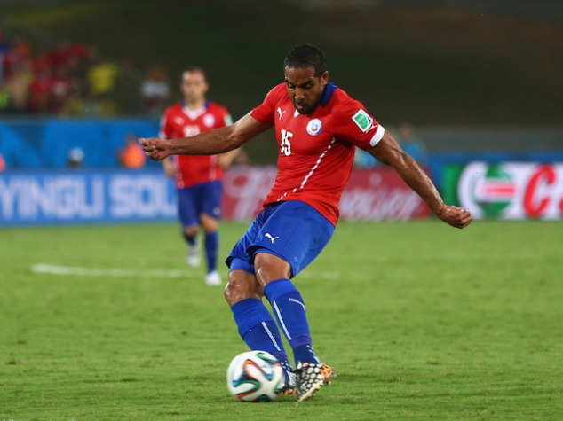 Beausejour round things off in style. Chile 3-1 Australia