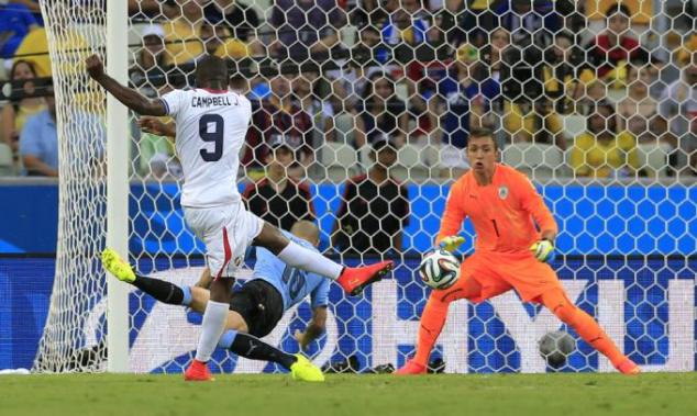 Campbell - Blasting it in. Uruguay 1-1 Costa Rica.